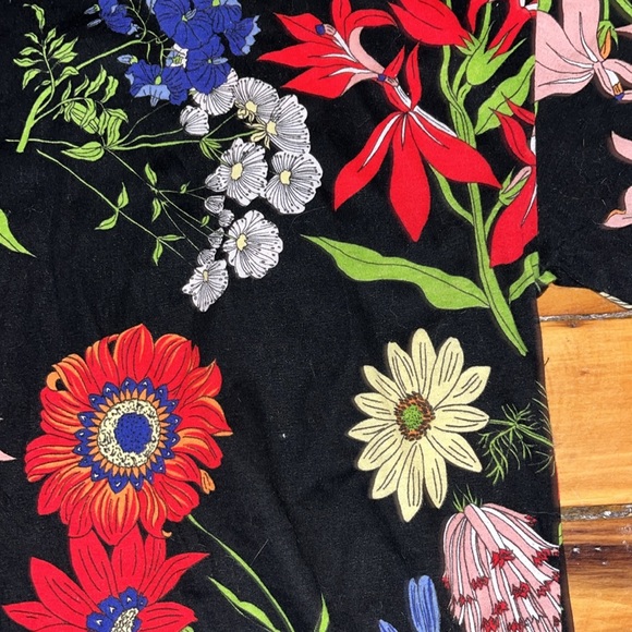 Zara size medium black floral tunic top - Picture 4 of 4